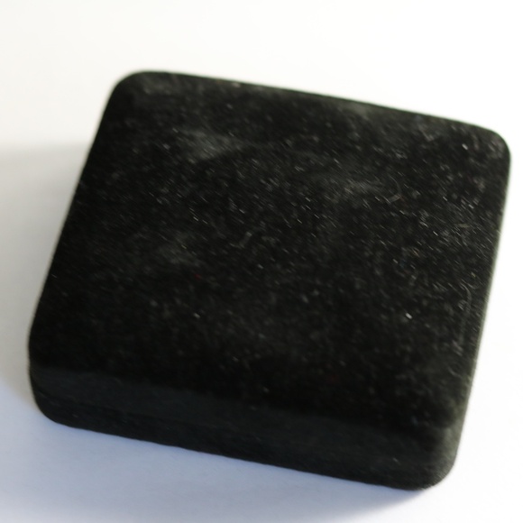 Vintage Kenneth Jay Lane Ladybug Cufflinks NIB - Picture 3 of 3